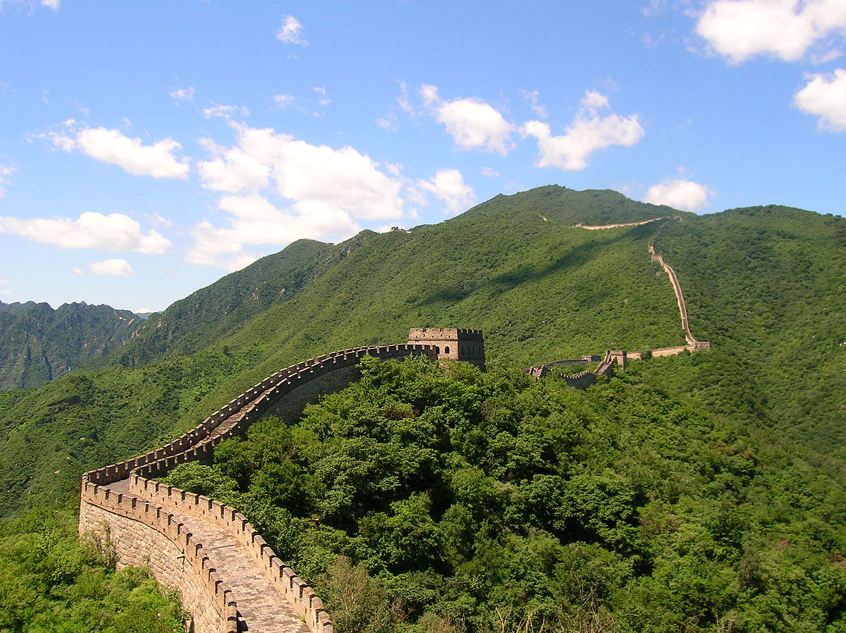 1200px-Great_Wall_of_China_July_2006.jpg