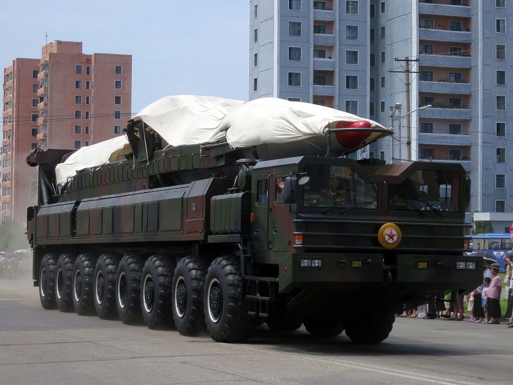 North_Korea's_ballistic_missile_-_North_Korea_Victory_Day-2013_01.jpg