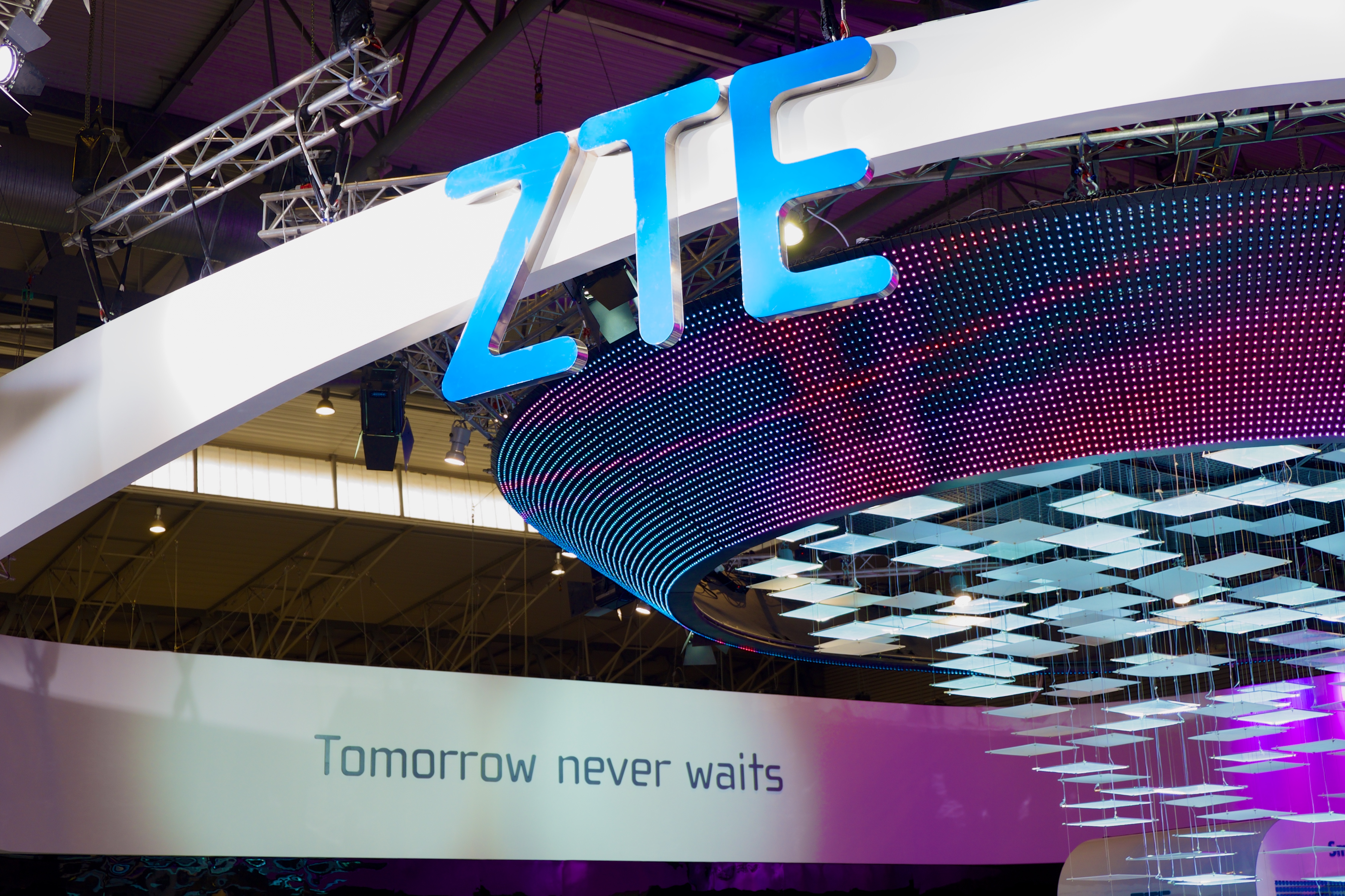 ZTE_MWC_2015.jpg