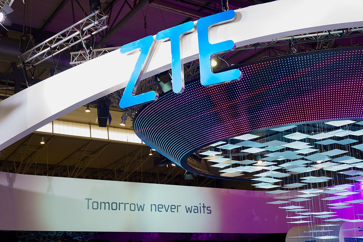 1200px-ZTE_MWC_2015.jpg