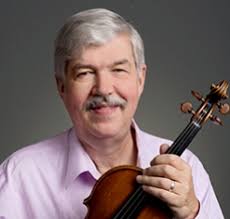 Violinist Davyd Booth.jpeg