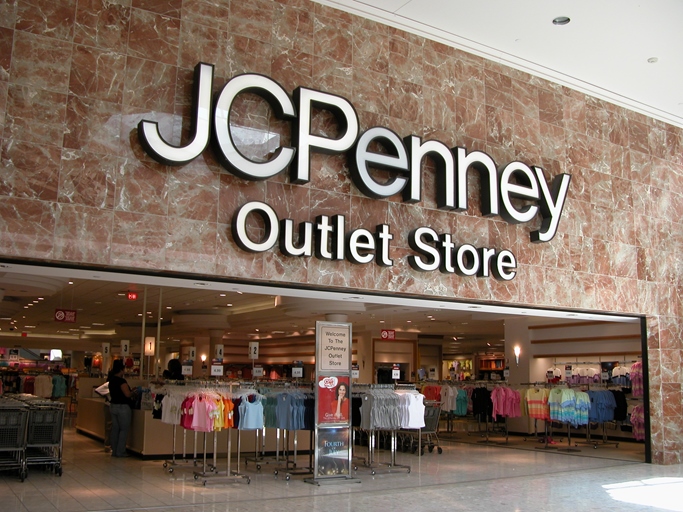 JCPenney_at_Jamestown_Mall.jpeg