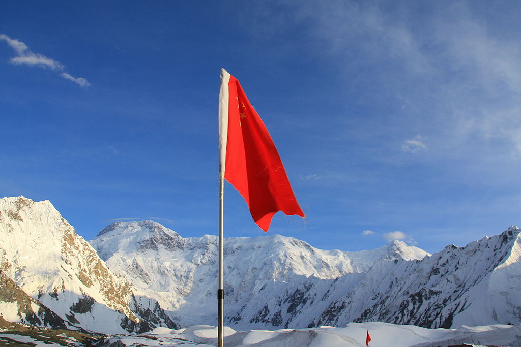 1024px-Flag_of_the_People's_Republic_of_China.jpg