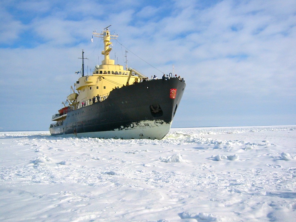 Winter-Gulf-Of-Bothnia-Snow-Icebreaker-Mer-De-Glace-138924.jpg