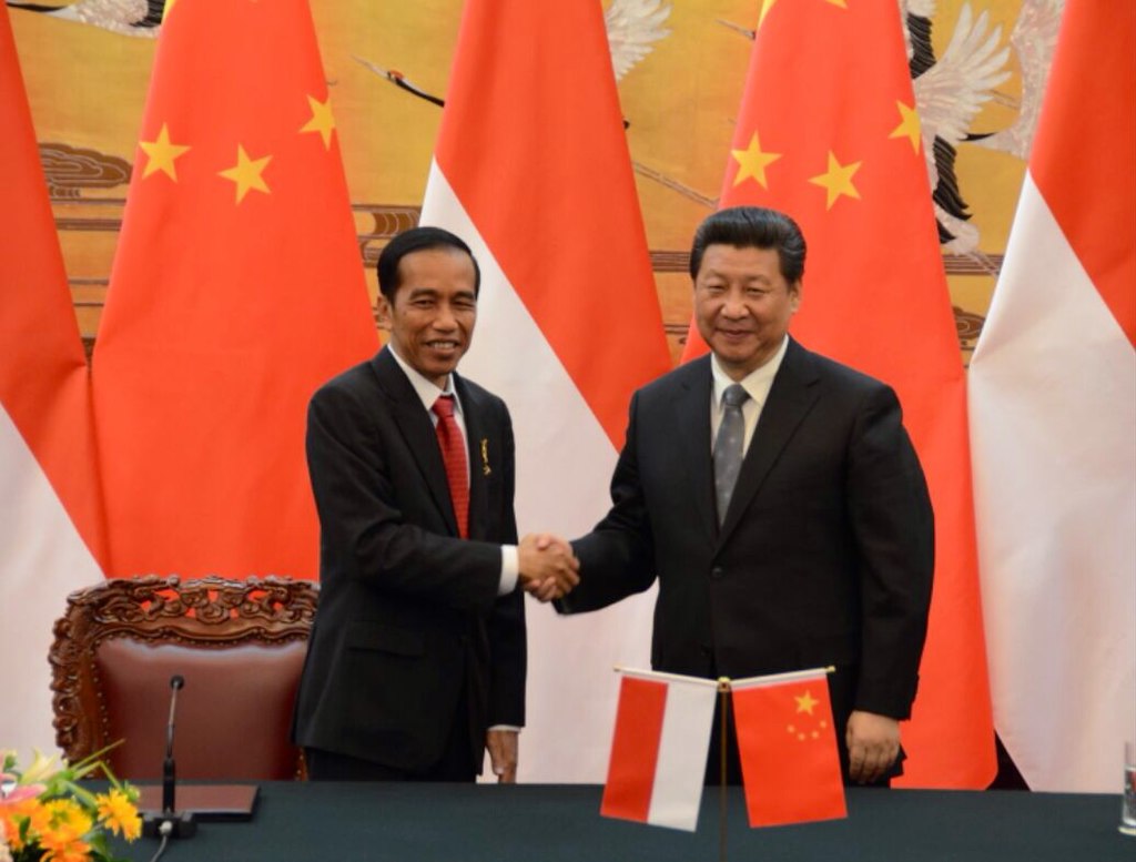 1024px-Jokowi_Xi_Jinping_2015.jpg