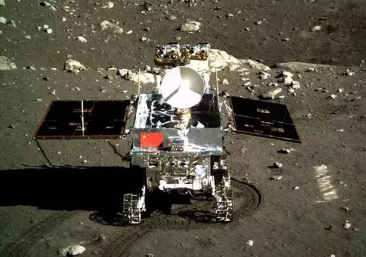 Chang’e 5 lands on Moon.png