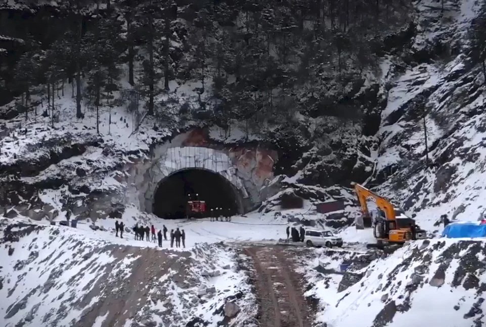 Sela Tunnel.png